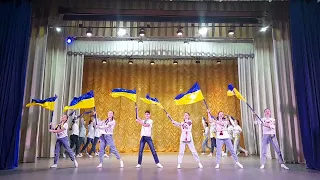 Магдалинівський ЦКтаД. Зразковий аматорський хореографічний колектив"Перлина"  Я люблю Україну свою.