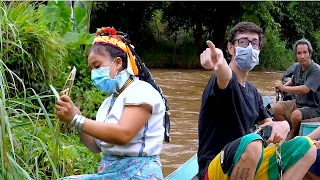 We Accidentally Visit a 'Long Neck Village' (When Language is Useless, Kindness Connects People!!)