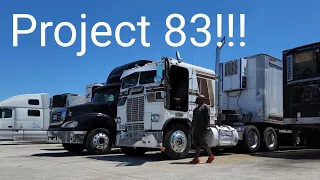 My buddies 83 freightliner project!! #COE #CABOVER #FREIGHTLINE