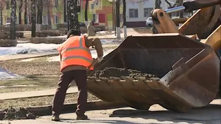 В Губкине начались весенняя уборка улиц и ямочный ремонт дорог