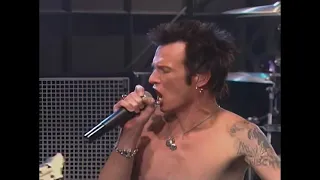 Velvet Revolver - Dirty Little Thing (Live on Leno 2005) [HD]