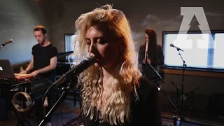 Phebe Starr - Alone With You | Audiotree Live