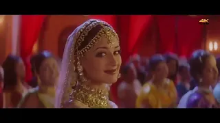 Mehandi Laga Ke Aayi Bindiya Saja Ke Aayi Chudi khanka Ke Aayi