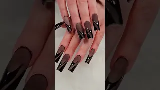 Black nail art design #blacknails #nails2inspire #nailsonfleek #nailsdesign #nails #frenchnails