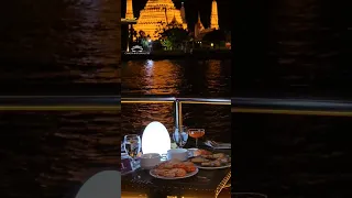 A one and only must try activity in Bangkok for an unforgettable experience. Popular Dinner Cruise✨️