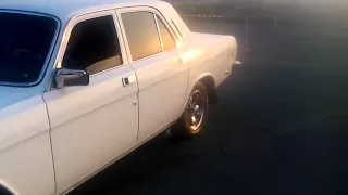 ARMENIAN GAZ 24 V8 5.7L