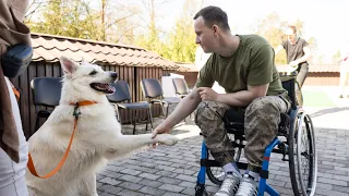 На Рівненщині Олена Зеленська відвідала клініку, де проходять реабілітацію українські захисники