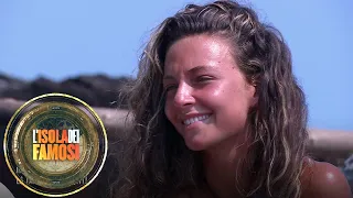 L'Isola dei Famosi - I commenti di Rosanna Lodi contro Greta Zuccarello