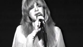 Fleetwood Mac - Rhiannon - 10/17/1975 - Capitol Theatre (Official)