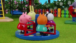 Peppa Pig 🔴 Her Friends Go To School And Play At Playmobil Park -  Peppa Pig Toy Videos (Spanish)