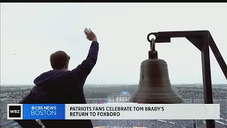 Patriots fans celebrate Tom Brady's return to Gillette Stadium