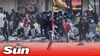 South Africa Zuma riots – Deadly stampedes kill 30 looters as military crackdown on protests