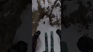 INSANE canyon laps in Val d’Isère from the squad @Léo Taillefer + Noah Peizerat🫣