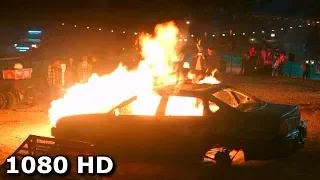 Сэм поджигает огнемётом машину на вечеринке | Аксель (2018)