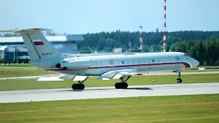Tupolev Tu-134B-3. Super sound of engines in action. Landing.