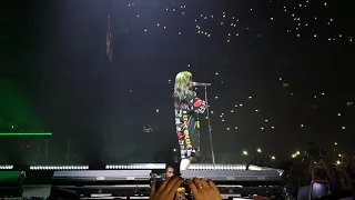 Billie Eilish - Wish you were gay (27/08/2019, Megasport Palace, Moscow)