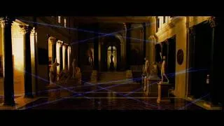 Ocean's Twelve, the laser fields dance scene. [HD]