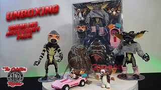 Unboxing Neca Gremlins Accessory Pack