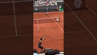 Absolutely epic point between Zverev and Baez 🔥