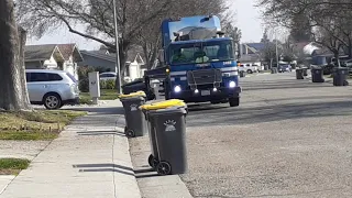 Garbage truck republic services 2/8/2021 YARD WASTE