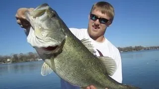 Catching Huge Bass with Ryan Swope