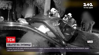 Новини України: у Сумах іномарка протаранила зупинку громадського транспорту