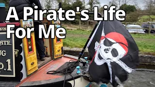 291B Canal boat cruise with a pirate