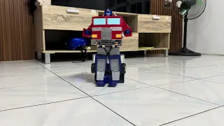 Jada RC Optimus Prime (Poorman’s Robosen)