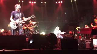 10-yr-old Guitar Player takes the stage w PEARL JAM!