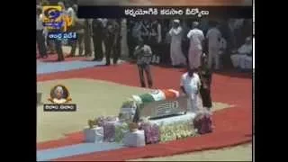 Venkaiah Naidu, Rosaiah & Other Leaders Pays Their Last Tributes To Kalam