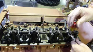 Ferguson FE35 Grey and Gold Restoration Part 15 Setting the Tappets (Rockers)