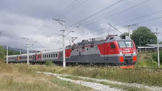 Электровоз ЭП1М-691 с поездом №588Г КазаньーКисловодск