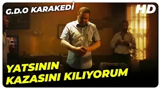 G.D.O KaraKedi Çatıdan Düşme Sahnesi | G.D.O KaraKedi Türk Komedi Filmi | Şafak Sezer Filmleri