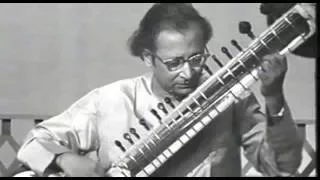 Pt.  Nikhil Banerjee - Raga Jogkauns, Tabla - Pt, Jnan Prakash Ghosh, California 1975