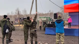 Песня Шамана🙏 «Встанем» для🇷🇺бойцов в военно-полевом лагере г. Омск. 🎤Мальвина Кириенко (7лет)