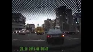 "Перехват": водитель чуть не сбил пешехода