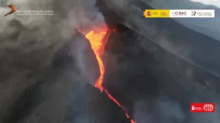 Así es el volcán de La Palma por dentro a vista de dron