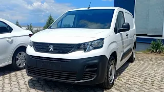 2023 Peugeot Partner Long Furgon 1.5 BlueHDi 130 | Interior Exterior