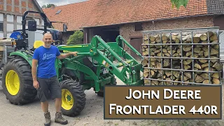 John Deere Frontlader 440R am Kommunaltraktor 4049M mit Zusatzhydraulik und Parallelführung