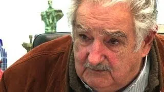 Ex-Guerillero Mujica verteidigt Drogen-Revolution in Uruguay