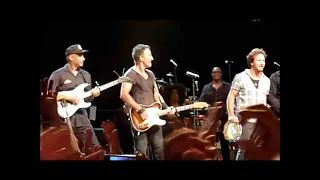 Highway to Hell  (Tom Morello w/Bruce Springsteen & Eddie Vedder)