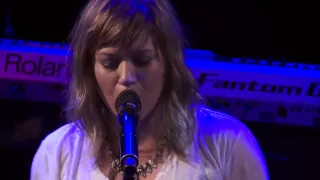 Kelly Clarkson - Sober (Live From the Troubadour 10/19/11)