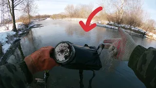 Вытащил Чёрную Сумочку из воды на Поисковый Магнит, в ней было Это......