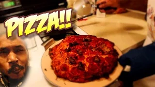 THE WORST PIZZA EVER MADE | Cooking With Kenshin #4 [400,000 Subscribers]