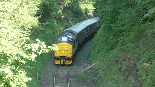 37409 powering off Victoria Bridge at Trimpley   19 05 2024