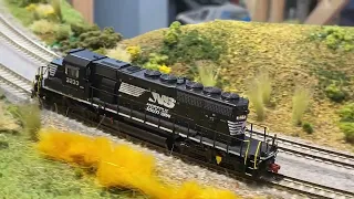 N Scale ScaleTrains SD40 2 Review