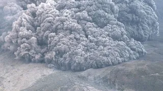 Massive Landslides Caught On Camera