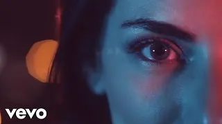 Tan Bionica - La Manera Que Eligió Para Matarme (Lyric Video).