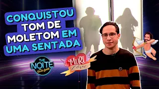 Tom de Moletom de namorada nova no episódio final de Murilove | The Noite (12/12/23)