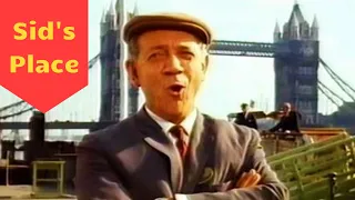 Sid James singing Bermondsey in Three Hats for Lisa